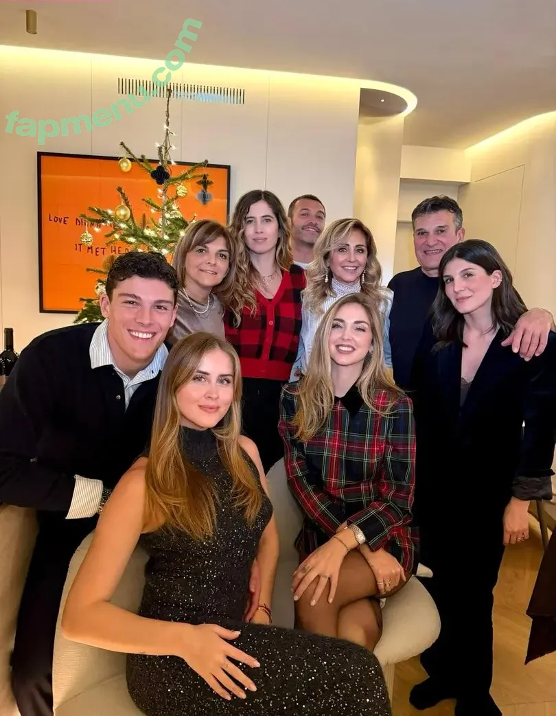 Chiara Ferragni nude photo #1099 (ChiaraFerragni / chiaraferragniof)
