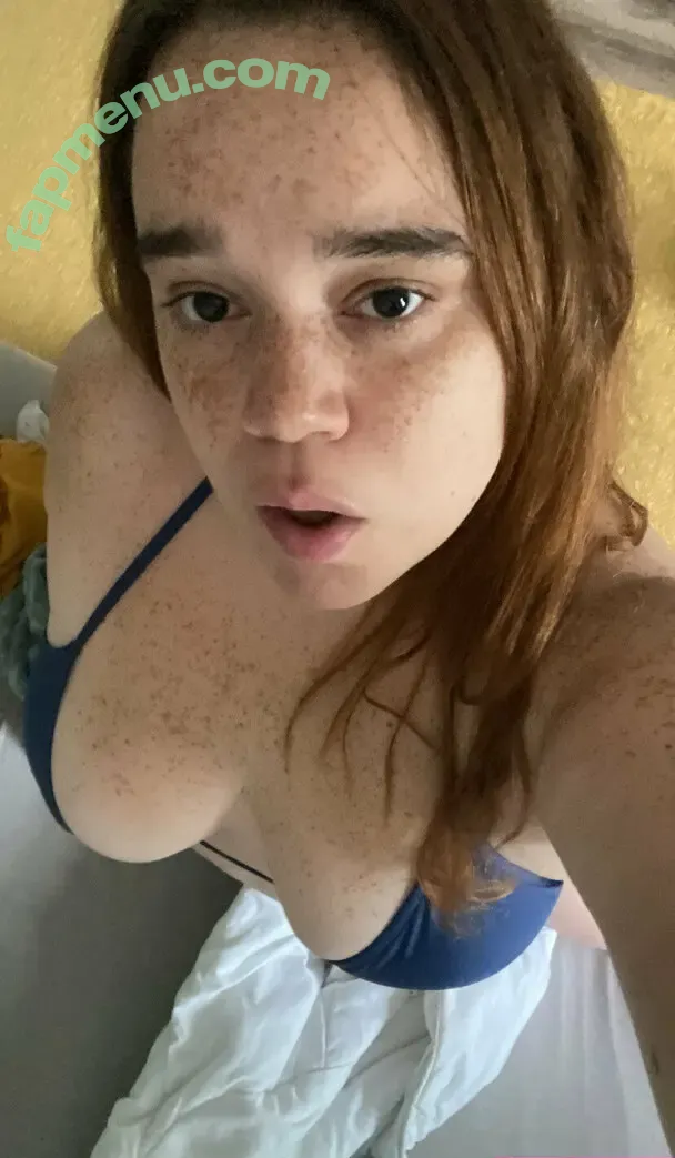 Chiaracapitani nude photo #0023 (Chiaracapitani)