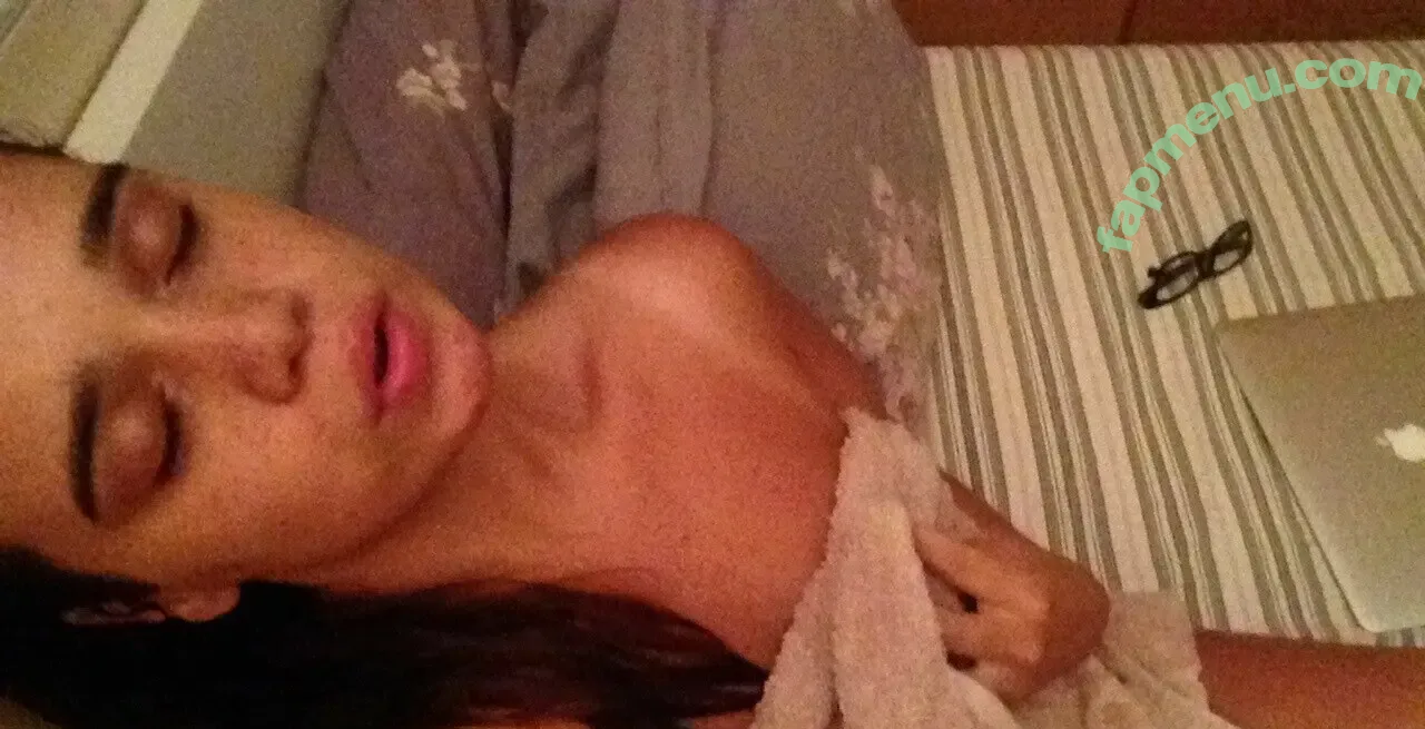 Chiaracapitani nude photo #0027 (Chiaracapitani)