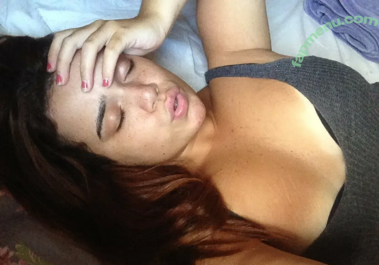 Chiaracapitani nude photo #0029 (Chiaracapitani)