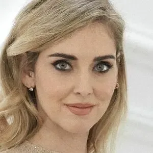 chiaraferragni / Chiara Ferragni nude photo #0010