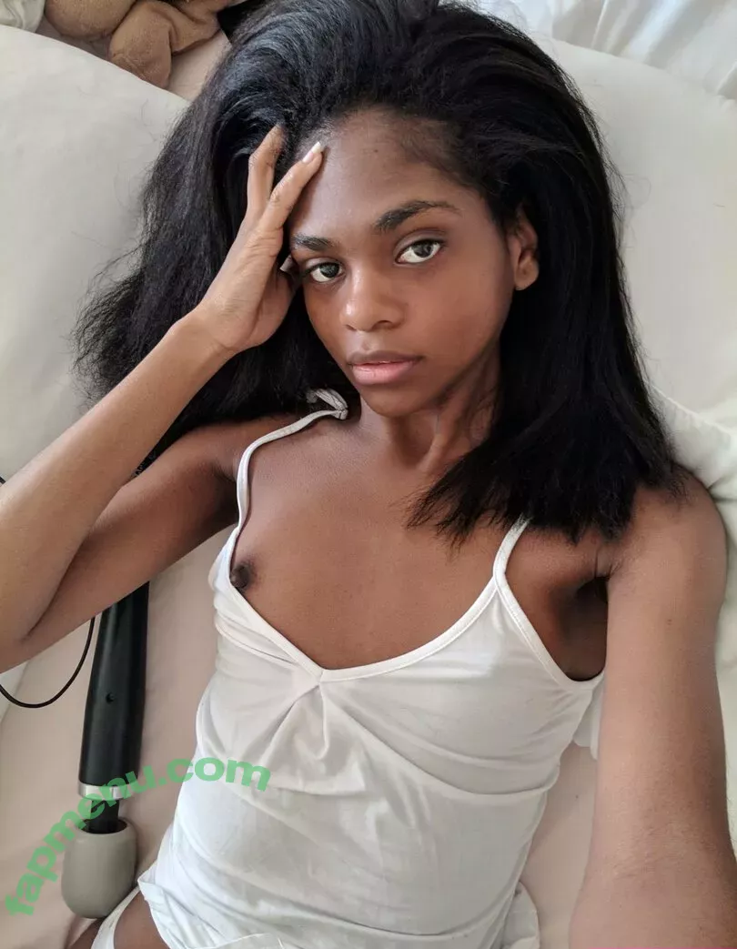 Chibella Chan nude photo #0165 (Chibella_Chan)