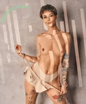  nude photo #0001