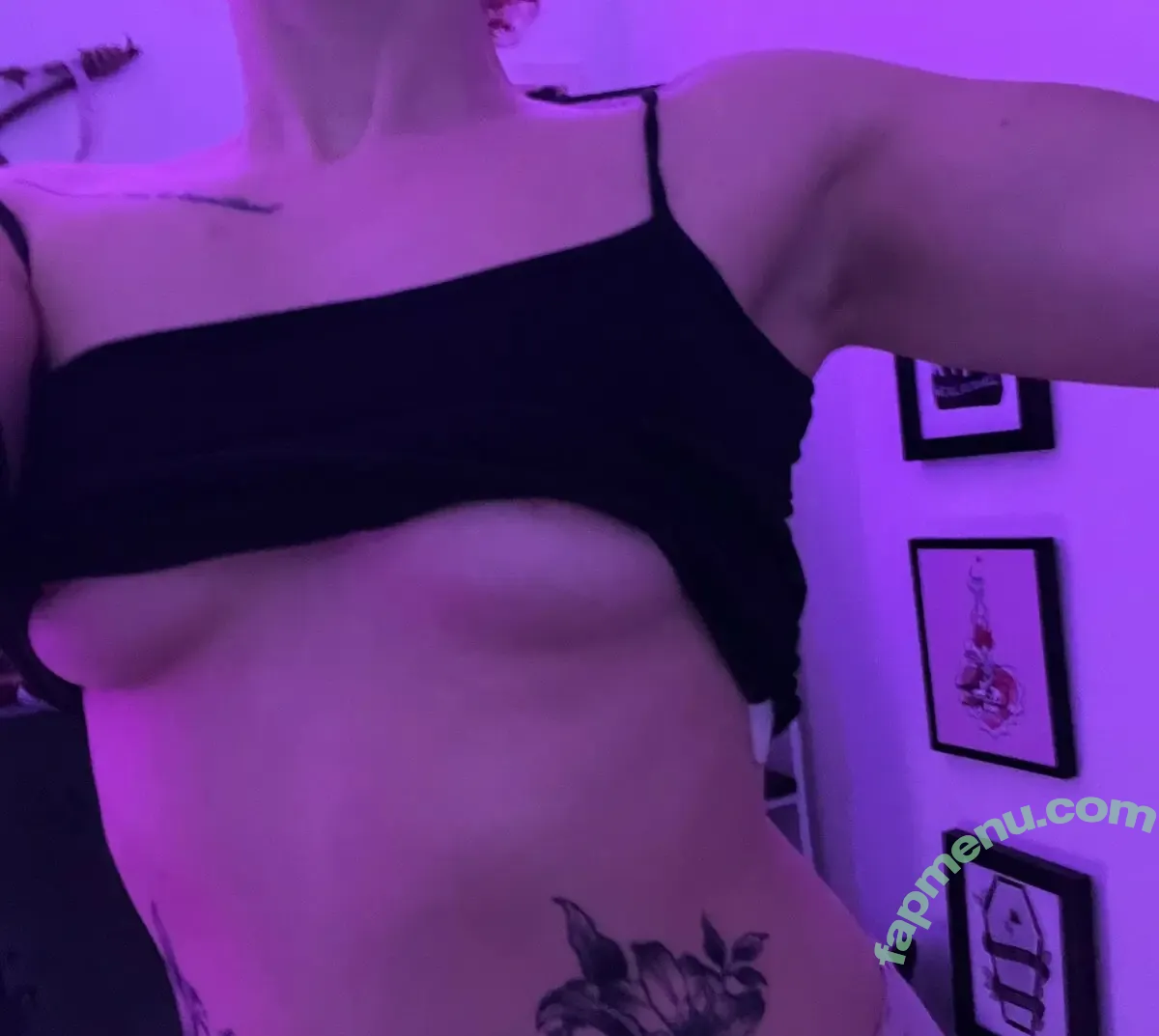 ChildishBambinoXO nude photo #0004 (ChildishBambinoXO)