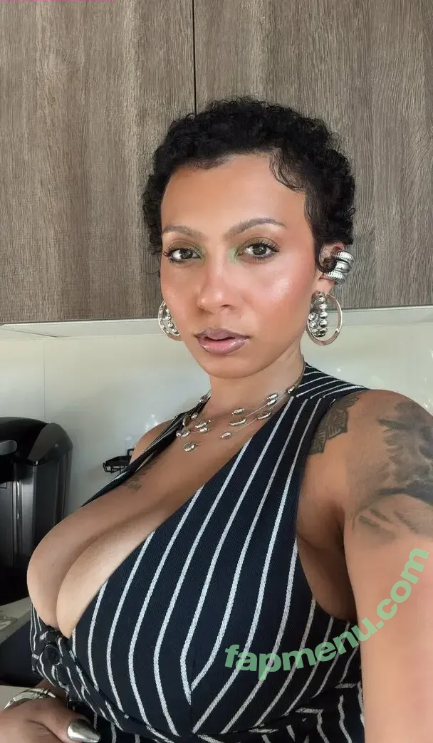 Childofnines nude photo #0017 (baldheadedhoeshit / helladatshit / lilbeigebaby)