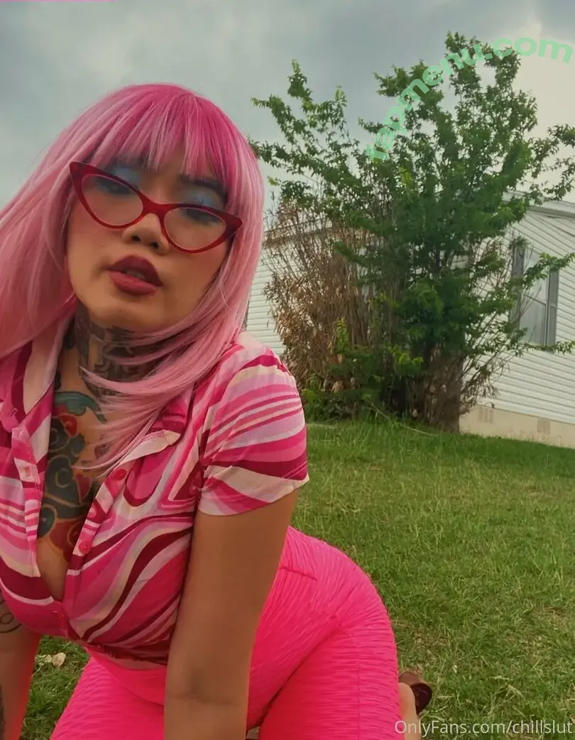 chillslut nude photo #0026 (chillslut)
