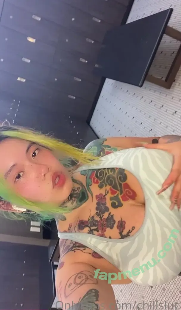 chillslut nude photo #0051 (chillslut)