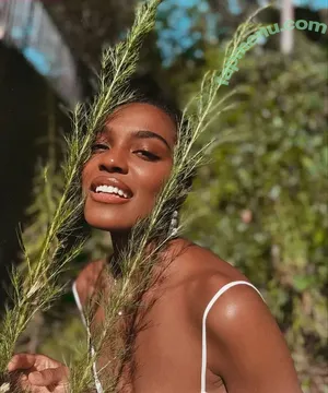 China Anne McClain / chinamcclain nude photo #0077