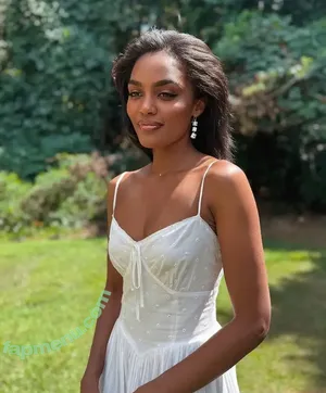 China Anne McClain / chinamcclain nude photo #0083