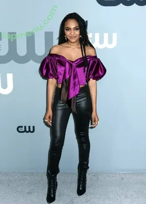 China Anne McClain / chinamcclain nude photo #0122