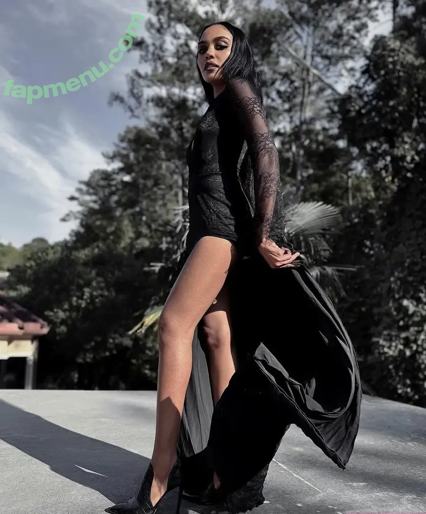 China Anne McClain nude photo #0089 (chinamcclain)