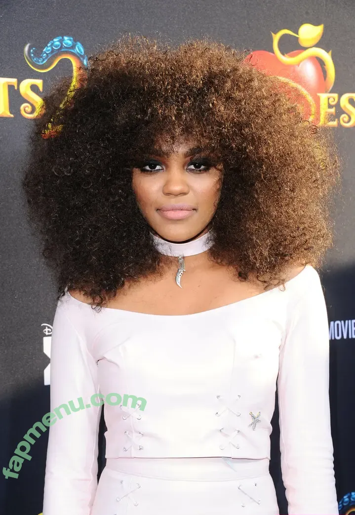 China Anne McClain nude photo #0111 (chinamcclain)