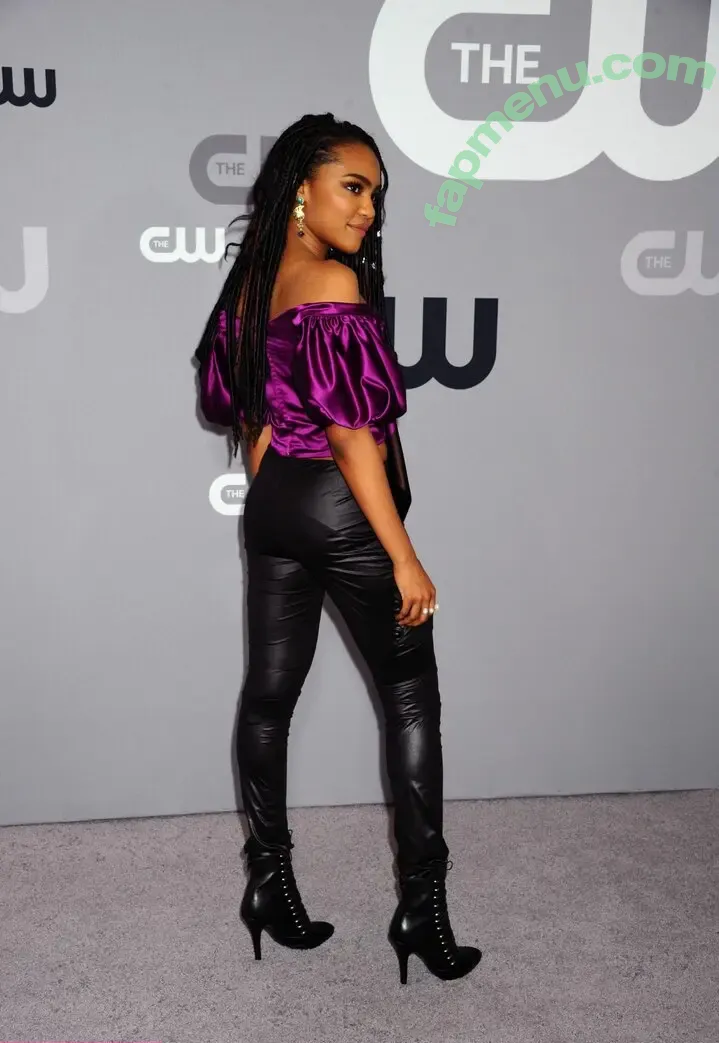 China Anne McClain nude photo #0123 (chinamcclain)