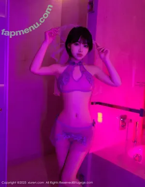 China Xiuren nude photo #2376