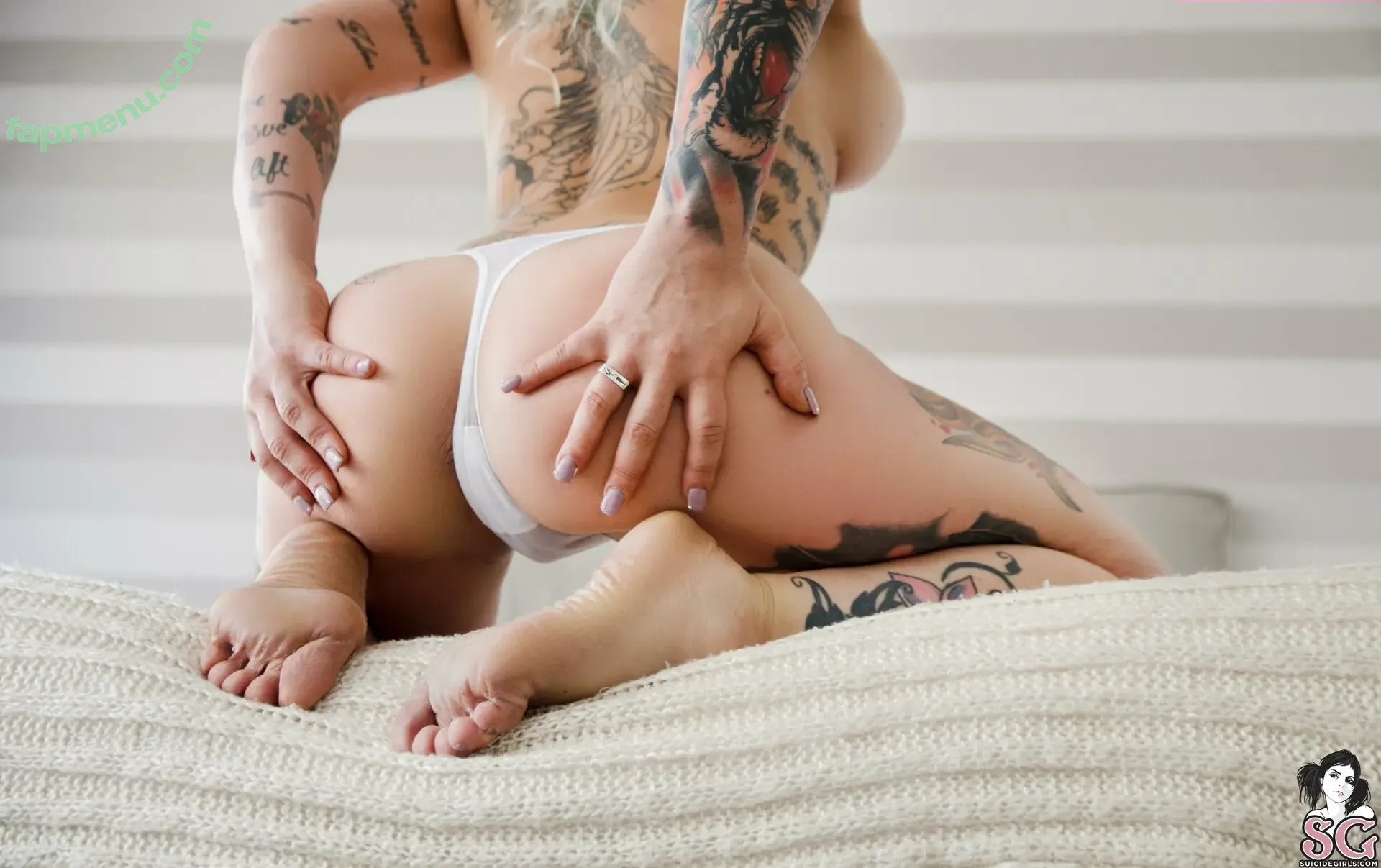 Chinaomega nude photo #0010 (queen_omega.24)