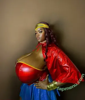 Chioma Lovv / chiomalovv nude photo #0691