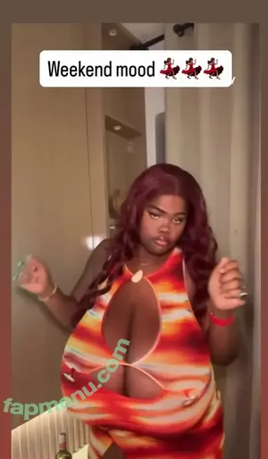 Chioma Lovv / chiomalovv nude photo #0710