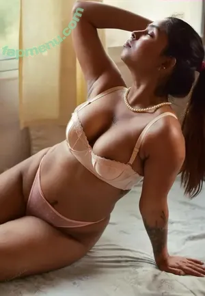 Chirasree / Monami / Shitara Bhinde / bhinde_shitara / bhindeshitara_ nude photo #0142