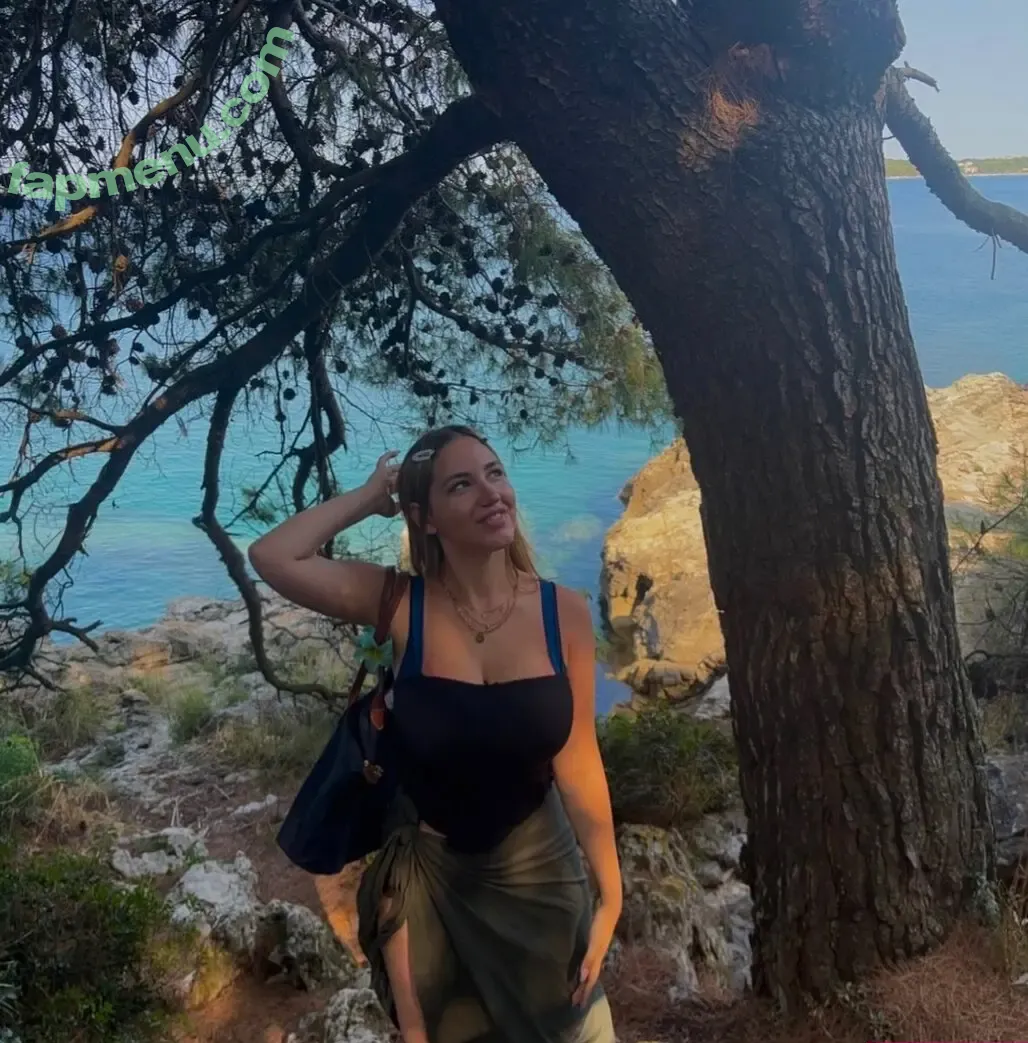 Chiri_francesca nude photo #0008 (Chiri_francesca)