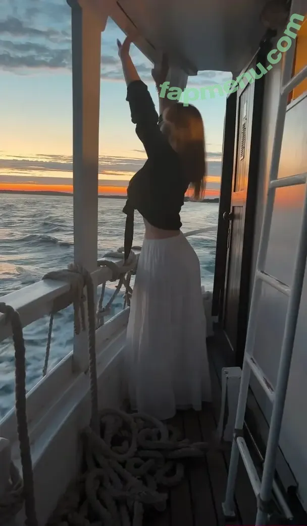 Chiri_francesca nude photo #0054 (Chirifrancesca1 / chiri.francesca_ / chirifrancesca)