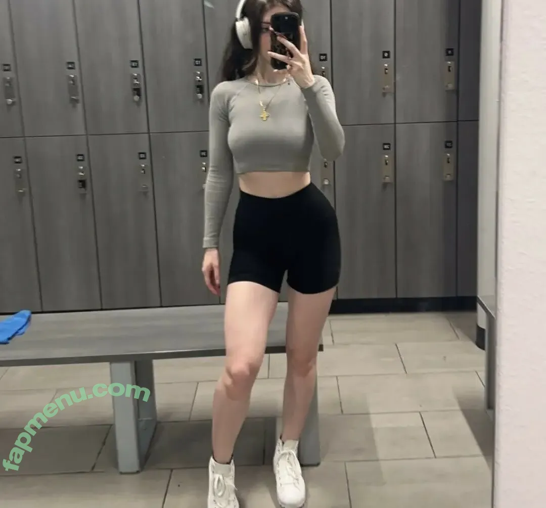 Chisainamii nude photo #0007 (Chisainamii)