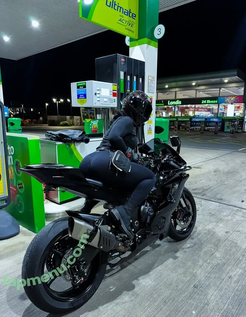 chivalrymar nude photo #0020 (chivalrymar)