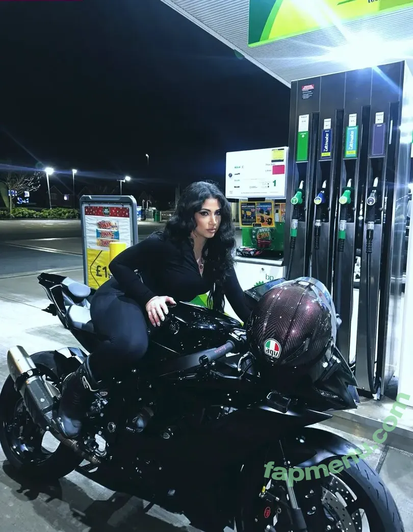 chivalrymar nude photo #0039 (chivalrymar)