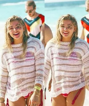 Chloë Grace Moretz / chloegmoretz nude photo #0072