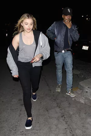 Chloë Grace Moretz / chloegmoretz nude photo #0248
