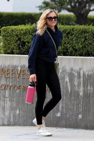 Chloë Grace Moretz / chloegmoretz nude photo #0305