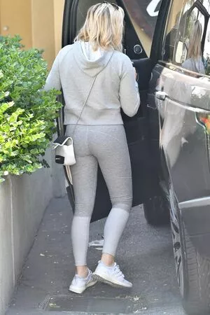Chloë Grace Moretz / chloegmoretz nude photo #0650