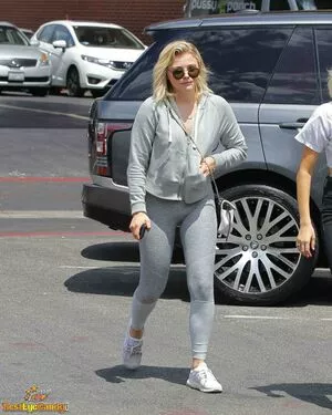 Chloë Grace Moretz / chloegmoretz nude photo #0670