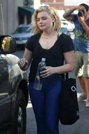 Chloë Grace Moretz / chloegmoretz nude photo #0754