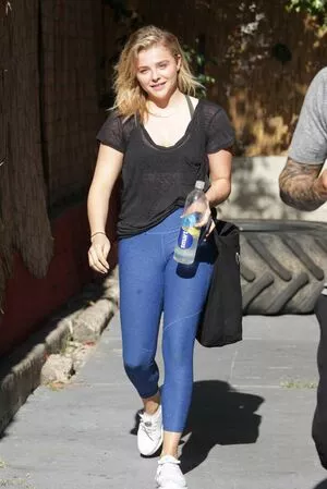 Chloë Grace Moretz / chloegmoretz nude photo #0763