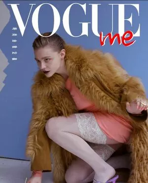 Chloë Grace Moretz / chloegmoretz nude photo #0785