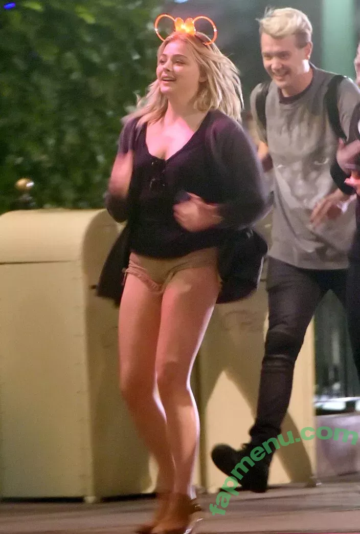 Chloë Grace Moretz nude photo #0088 (chloegmoretz)