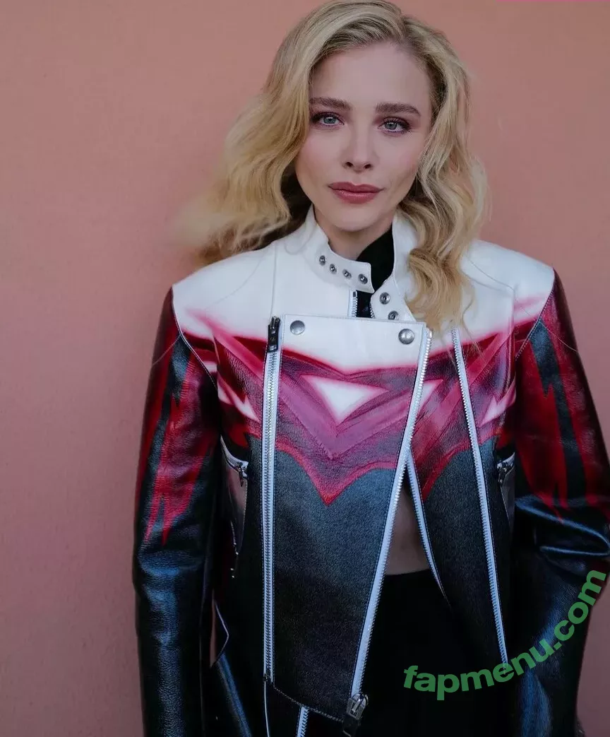 Chloë Grace Moretz nude photo #0177 (chloegmoretz)