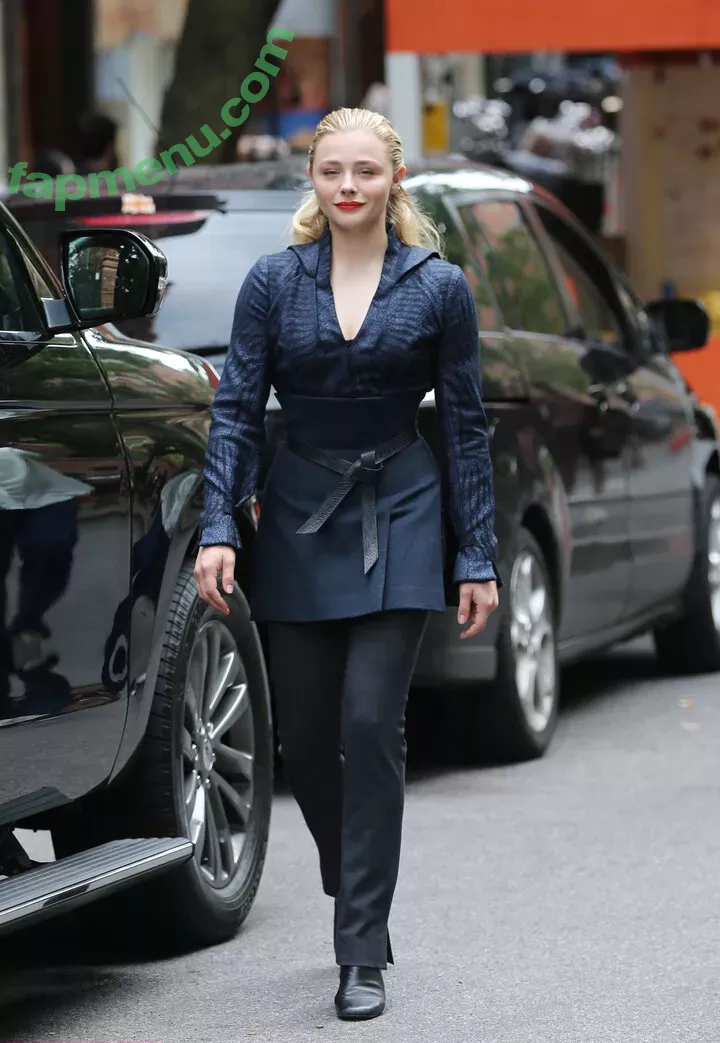 Chloë Grace Moretz nude photo #0227 (chloegmoretz)