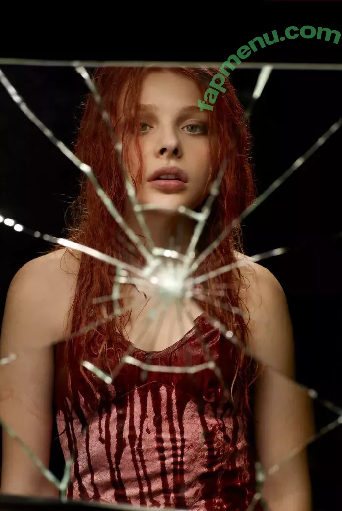 Chloë Grace Moretz nude photo #0246 (chloegmoretz)