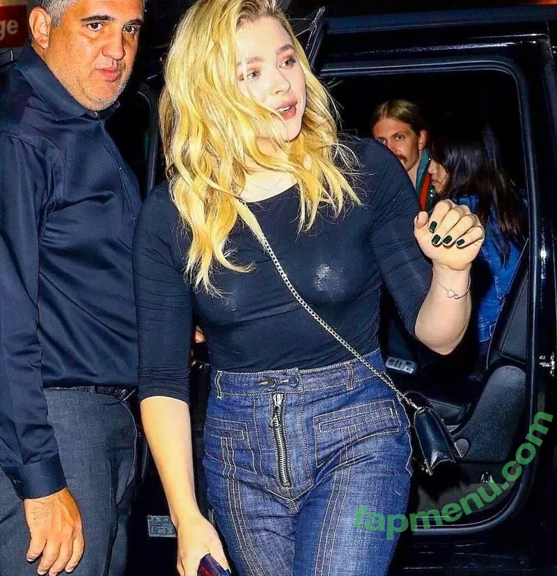 Chloë Grace Moretz nude photo #0253 (chloegmoretz)