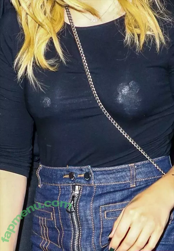 Chloë Grace Moretz nude photo #0254 (chloegmoretz)