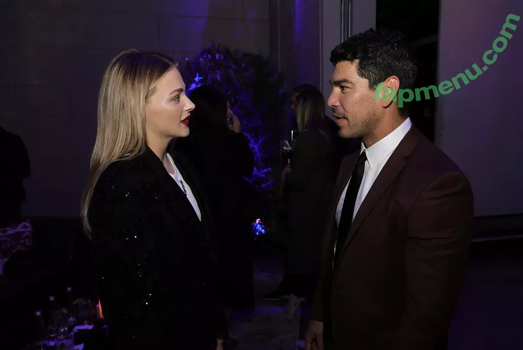 Chloë Grace Moretz nude photo #0260 (chloegmoretz)
