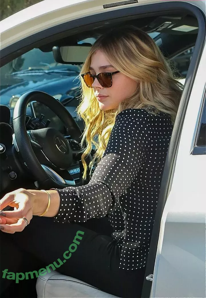 Chloë Grace Moretz nude photo #0294 (chloegmoretz)