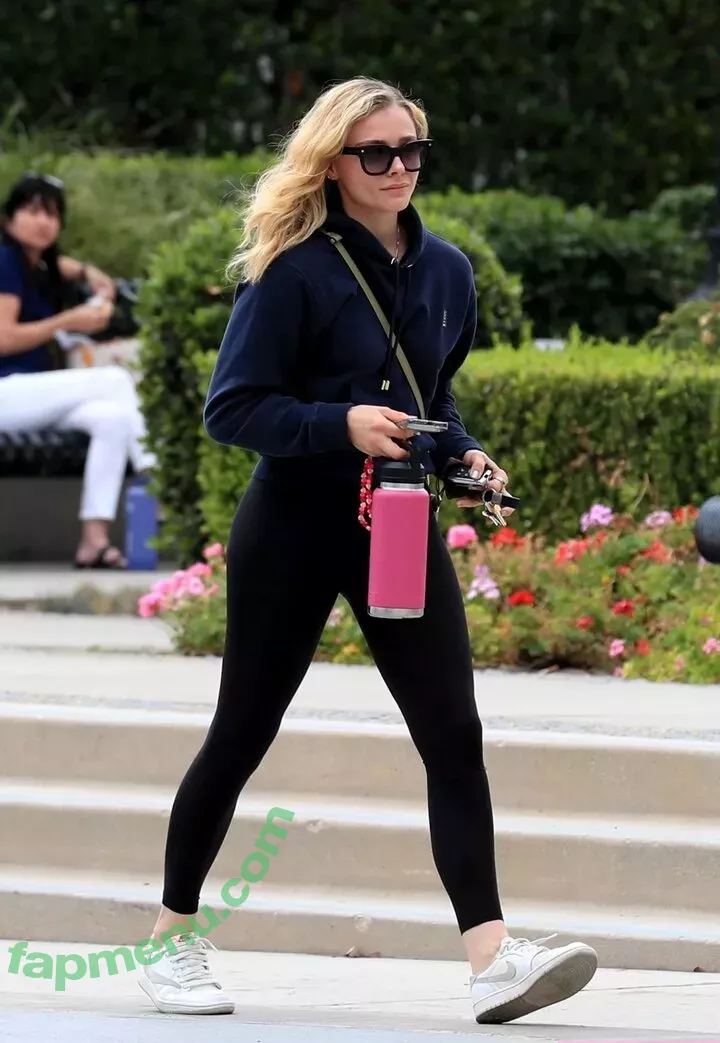 Chloë Grace Moretz nude photo #0304 (chloegmoretz)
