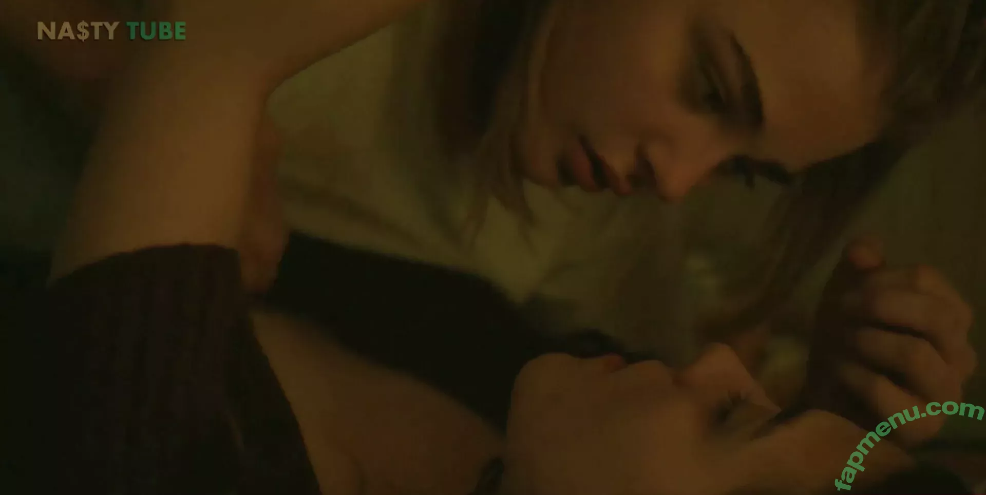 Chloë Grace Moretz nude photo #0331 (chloegmoretz)