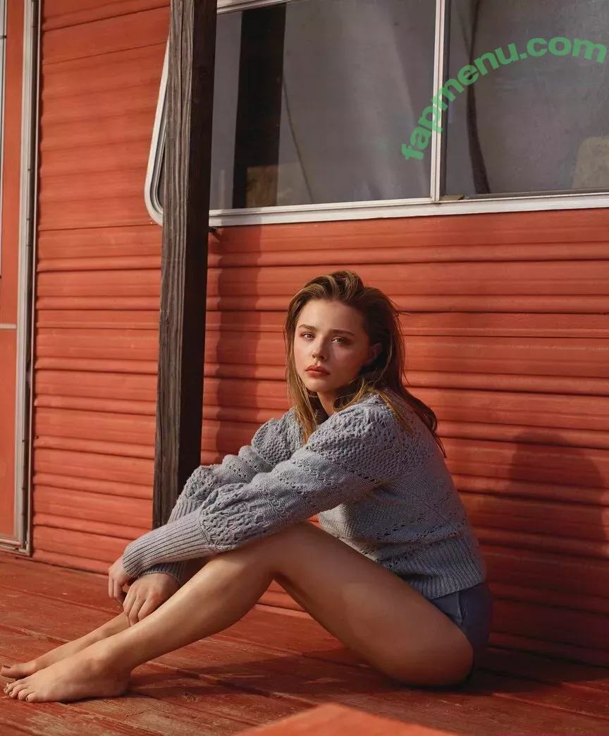 Chloë Grace Moretz nude photo #0358 (chloegmoretz)