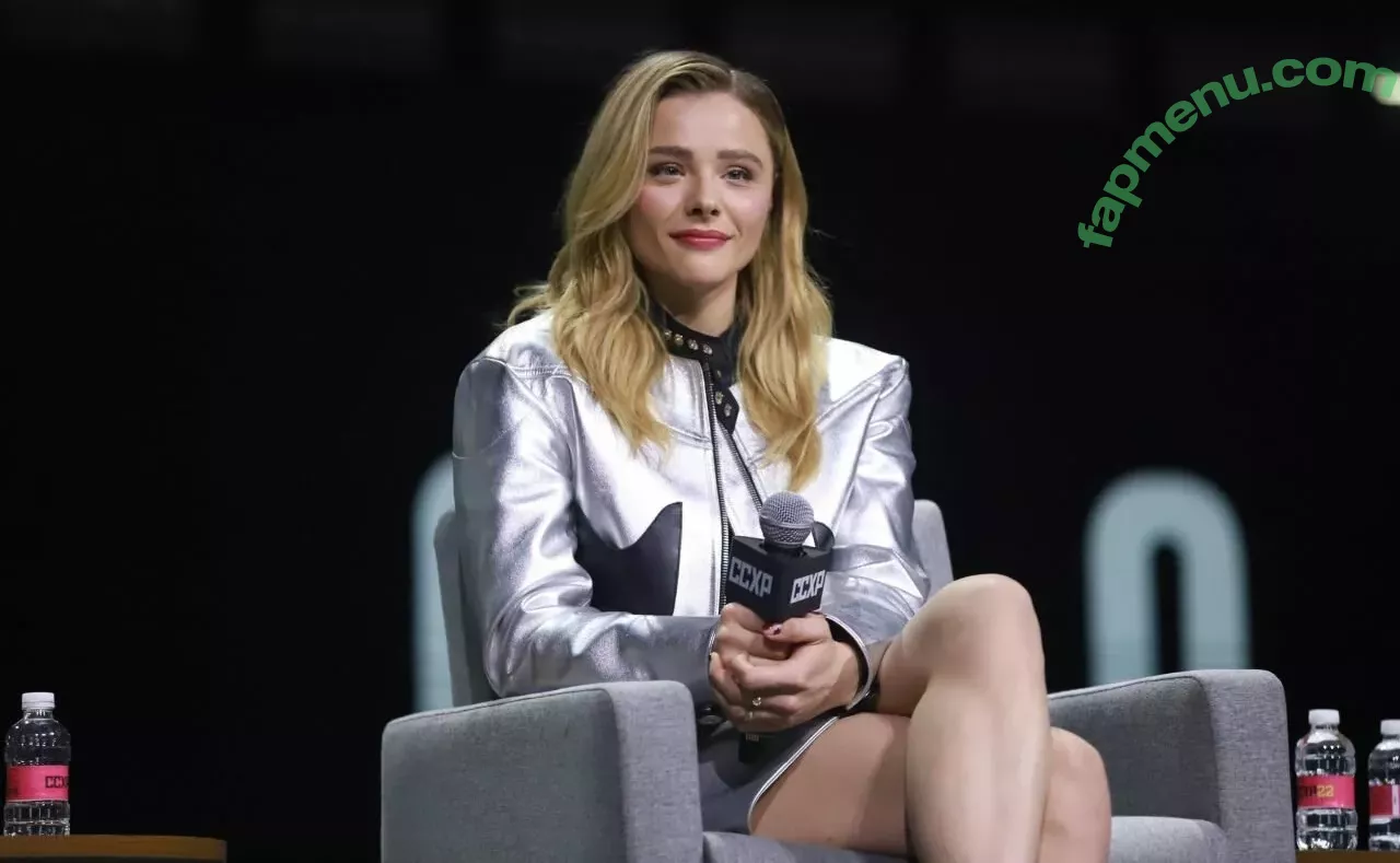 Chloë Grace Moretz nude photo #0359 (chloegmoretz)