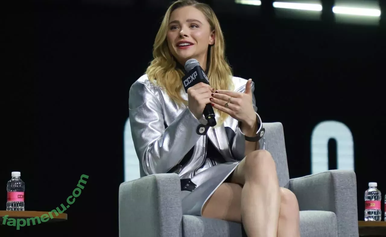 Chloë Grace Moretz nude photo #0363 (chloegmoretz)