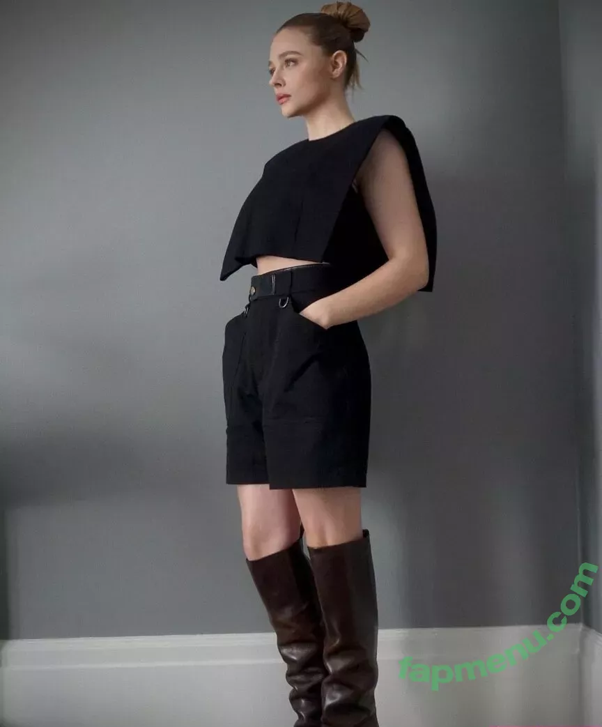 Chloë Grace Moretz nude photo #0365 (chloegmoretz)
