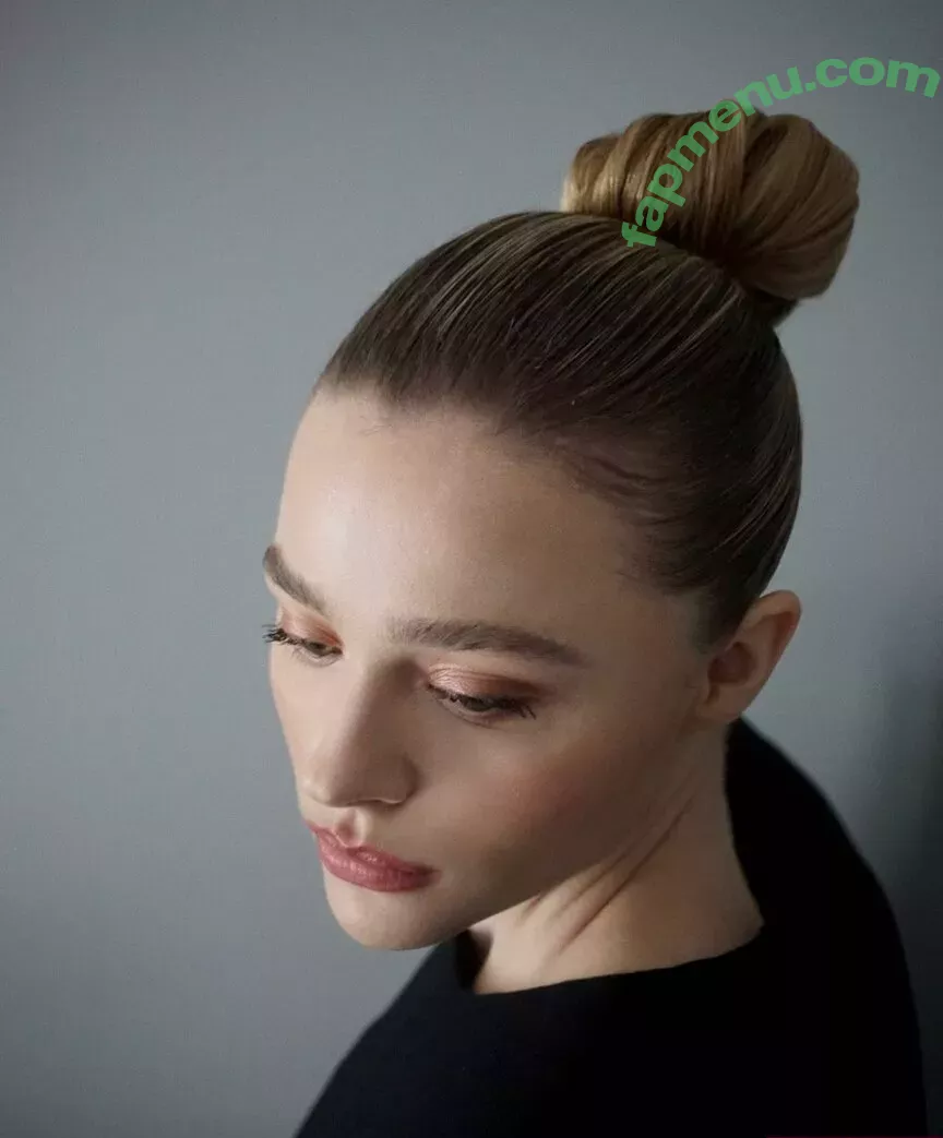 Chloë Grace Moretz nude photo #0366 (chloegmoretz)